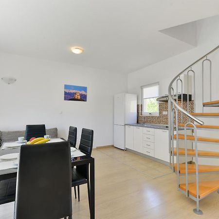 Apartments By The Sea Nin, Zadar - 13172 Номер фото
