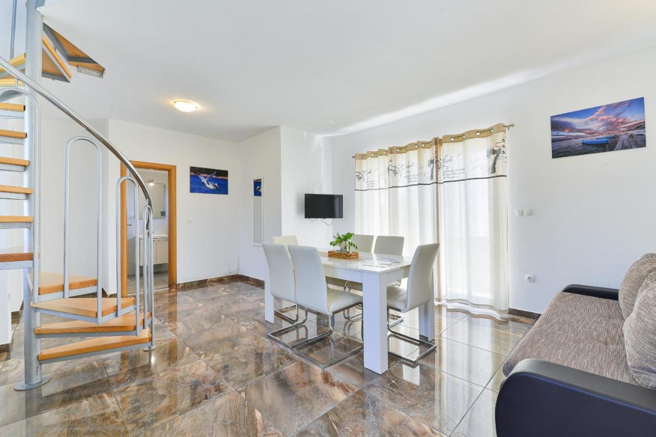 Apartments By The Sea Nin, Zadar - 13172 Экстерьер фото