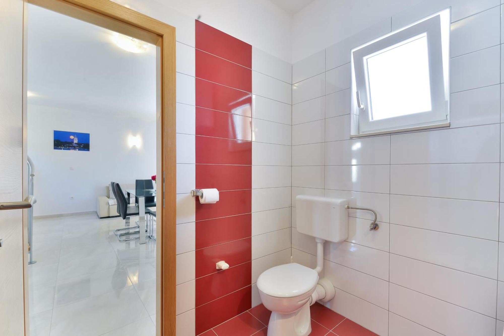 Apartments By The Sea Nin, Zadar - 13172 Номер фото