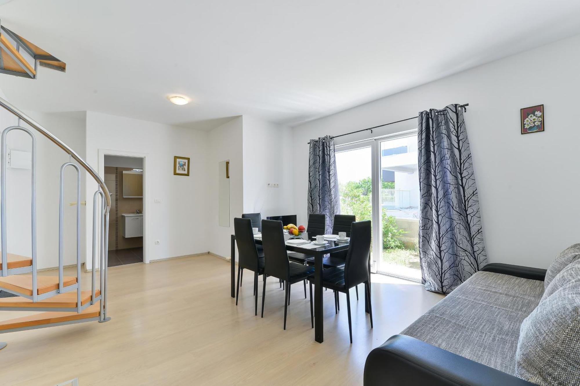 Apartments By The Sea Nin, Zadar - 13172 Номер фото
