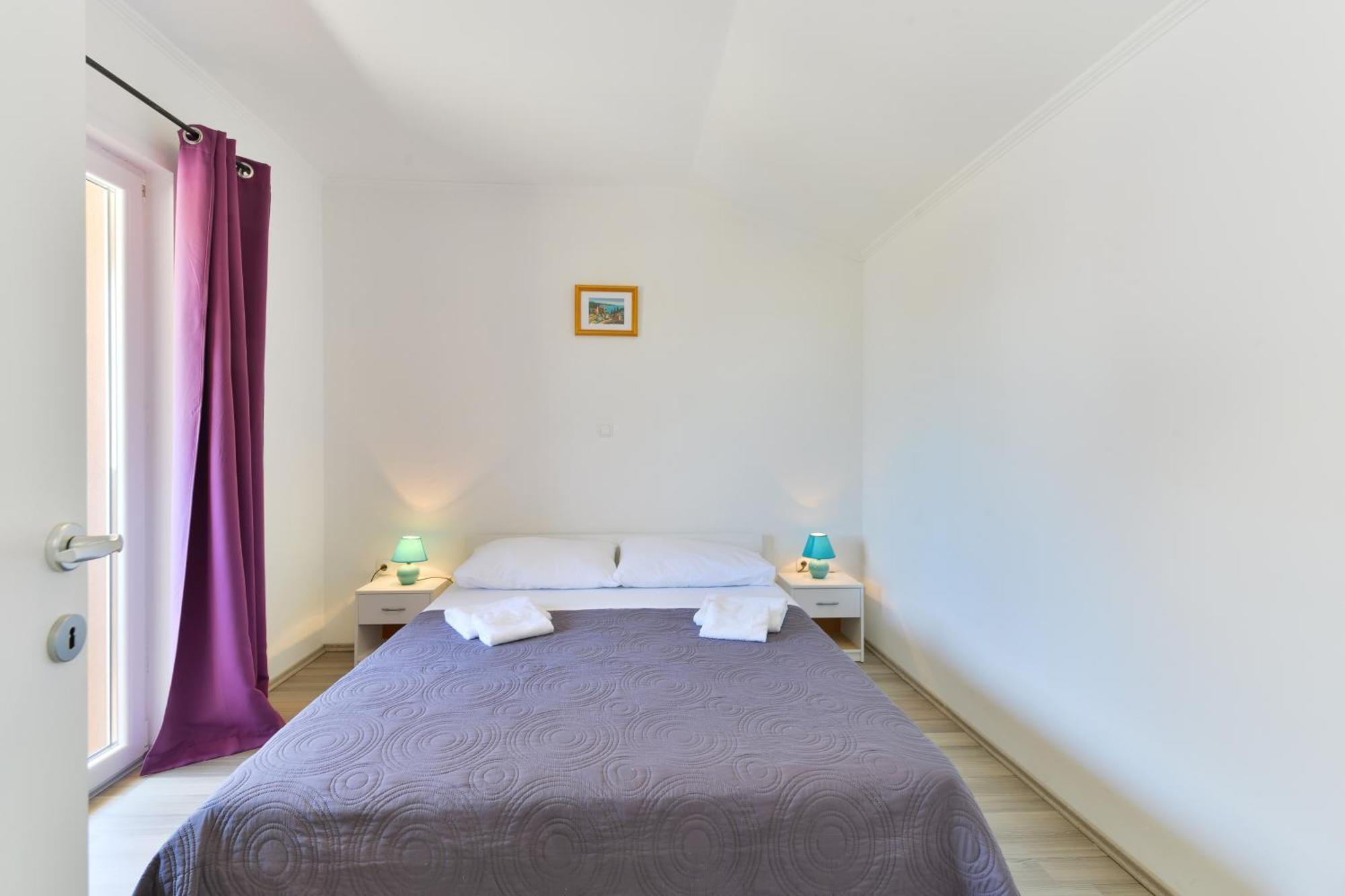 Apartments By The Sea Nin, Zadar - 13172 Номер фото